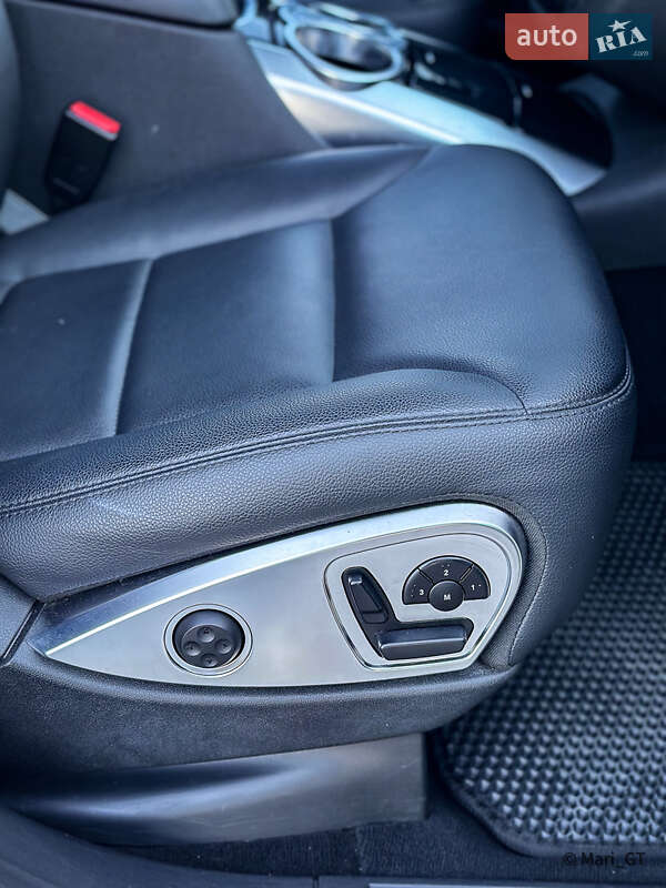 Мінівен Mercedes-Benz R-Class 2012 в Дніпрі