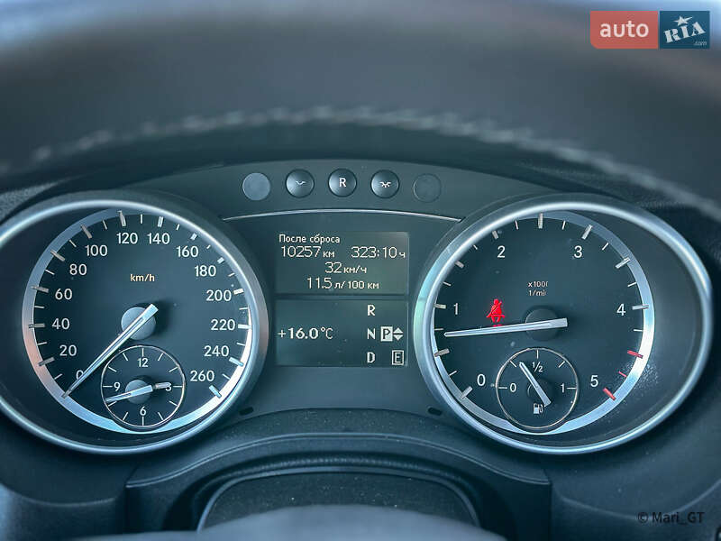 Мінівен Mercedes-Benz R-Class 2012 в Дніпрі