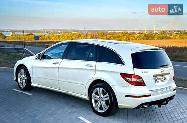 Минивэн Mercedes-Benz R-Class 2012 в 