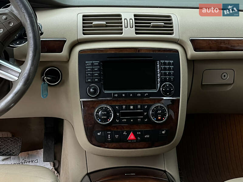 Минивэн Mercedes-Benz R-Class 2006 в Смыге фото 24 Минивэн Mercedes-Benz R-Class 2006 в Смыге