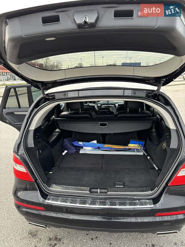 Минивэн Mercedes-Benz R-Class 2011 в Хмельницком