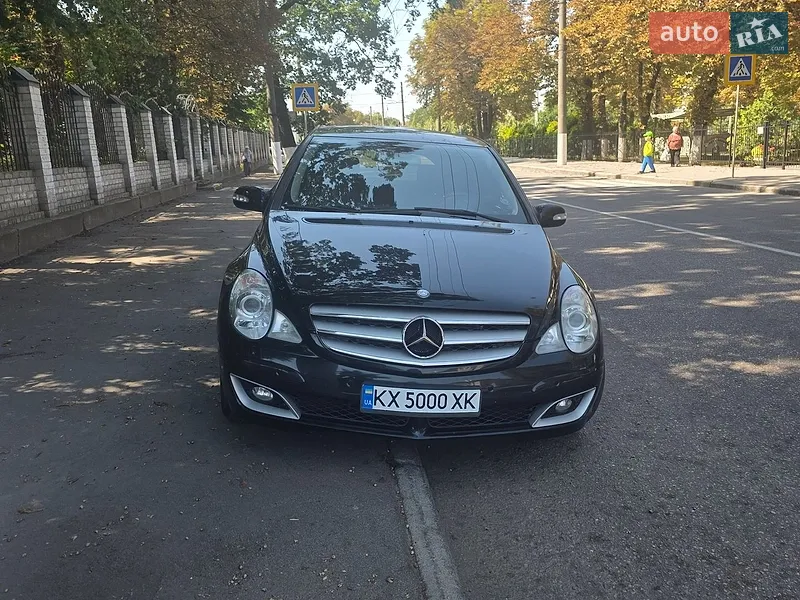 Mercedes-Benz R-Class