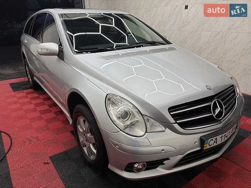 Mercedes-Benz R-Class