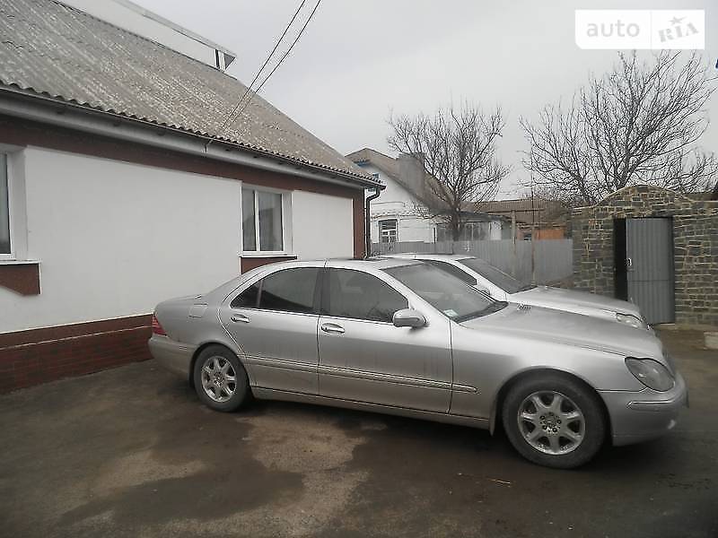 Седан Mercedes-Benz S-Class 2001 в Ружине