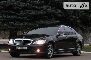 Седан Mercedes-Benz S-Class 2006 в Ровно