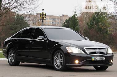 Седан Mercedes-Benz S-Class 2006 в Ровно