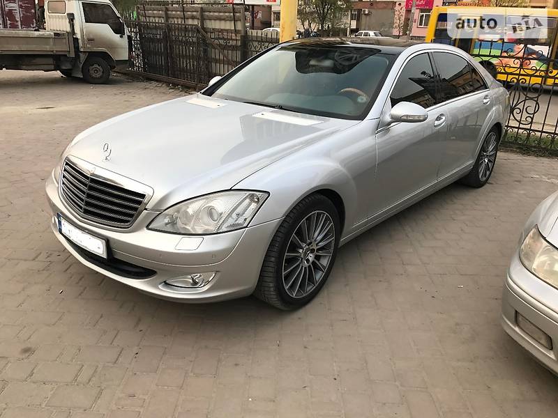 Седан Mercedes-Benz S-Class 2007 в Ивано-Франковске