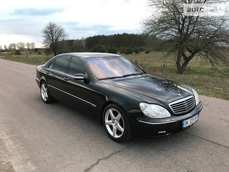 Седан Mercedes-Benz S-Class 2001 в Ровно