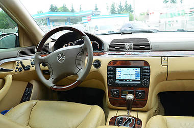 Седан Mercedes-Benz S-Class 2004 в Шполе