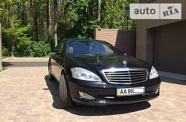 Седан Mercedes-Benz S-Class 2006 в Киеве