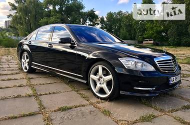 Седан Mercedes-Benz S-Class 2010 в Днепре