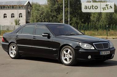 Седан Mercedes-Benz S-Class 2004 в 