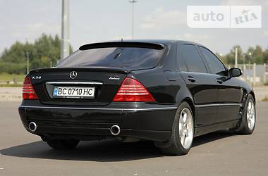 Седан Mercedes-Benz S-Class 2004 в 