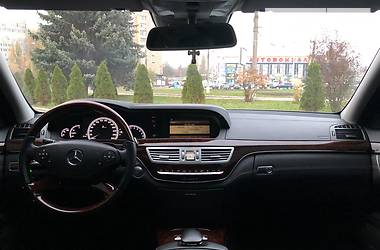 Седан Mercedes-Benz S-Class 2013 в Виннице