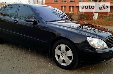 Седан Mercedes-Benz S-Class 2001 в Чернівцях