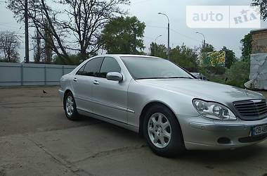 Седан Mercedes-Benz S-Class 2001 в Чернігові