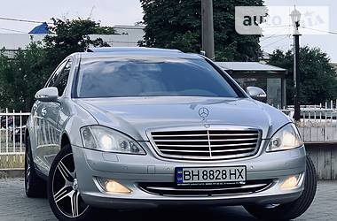 Седан Mercedes-Benz S-Class 2006 в 