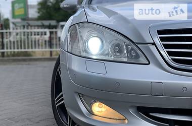 Седан Mercedes-Benz S-Class 2006 в 