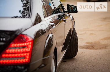 Седан Mercedes-Benz S-Class 2013 в 