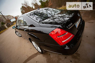 Седан Mercedes-Benz S-Class 2013 в 