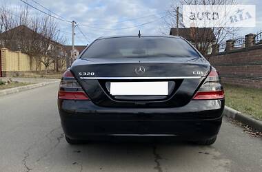 Седан Mercedes-Benz S-Class 2009 в 
