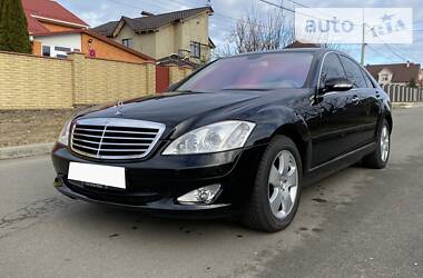Седан Mercedes-Benz S-Class 2009 в 