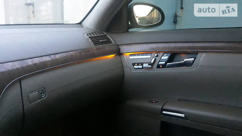 Седан Mercedes-Benz S-Class 2005 в Харкові