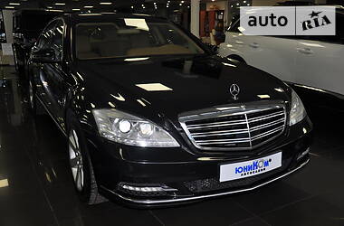 Седан Mercedes-Benz S-Class 2008 в 
