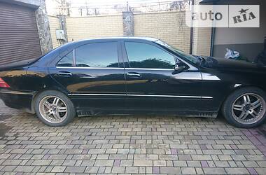 Седан Mercedes-Benz S-Class 2000 в 