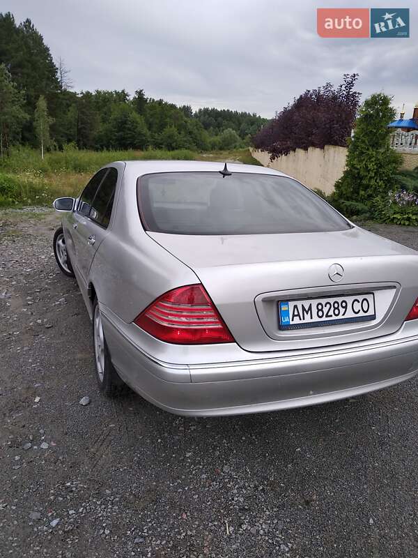 Седан Mercedes-Benz S-Class 2002 в Коростені