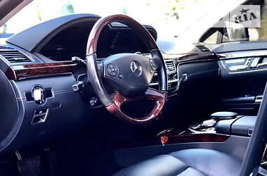 Седан Mercedes-Benz S-Class 2012 в Виннице