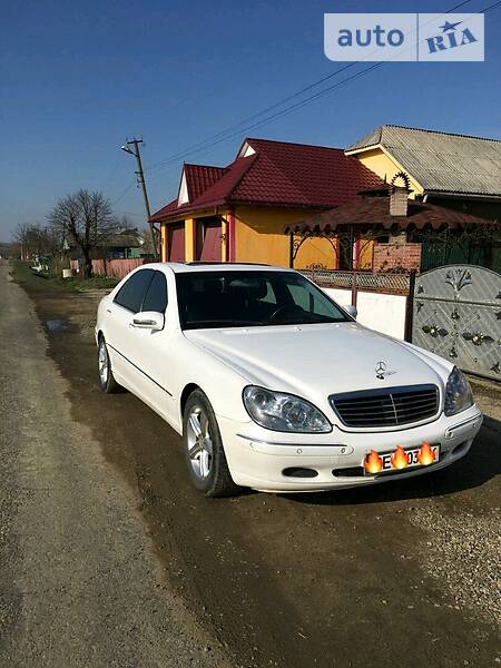 Седан Mercedes-Benz S-Class 2001 в 