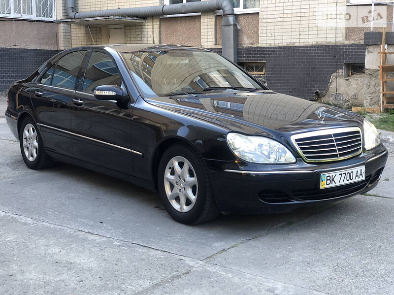Седан Mercedes-Benz S-Class 2005 в 