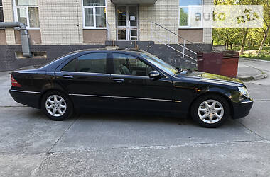 Седан Mercedes-Benz S-Class 2005 в 
