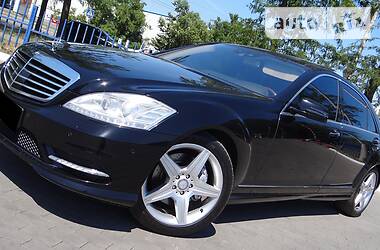 Седан Mercedes-Benz S-Class 2012 в 
