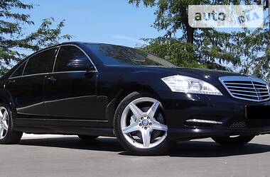 Седан Mercedes-Benz S-Class 2012 в 