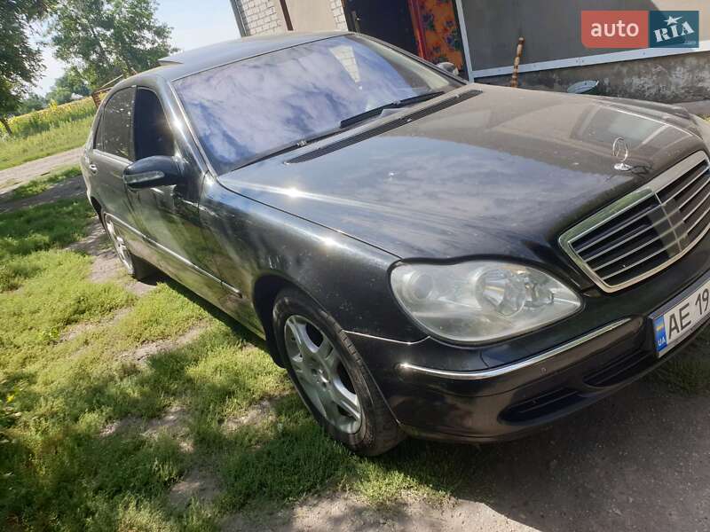 Седан Mercedes-Benz S-Class 2003 в Дніпрі