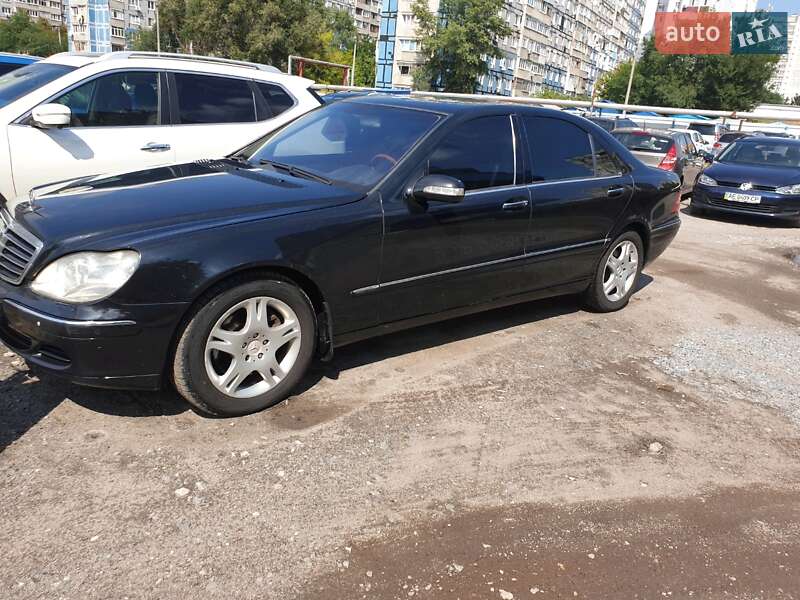 Mercedes-Benz S-Class 2003