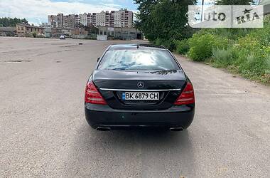 Седан Mercedes-Benz S-Class 2010 в Рівному