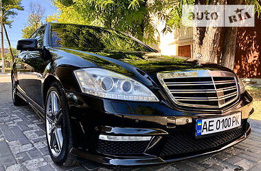 Седан Mercedes-Benz S-Class 2007 в Днепре