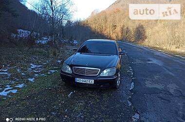 Седан Mercedes-Benz S-Class 2001 в Великом Березном