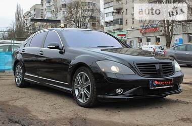 Седан Mercedes-Benz S-Class 2006 в Одессе