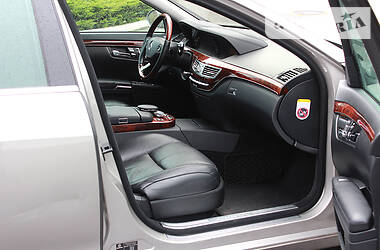 Седан Mercedes-Benz S-Class 2007 в 