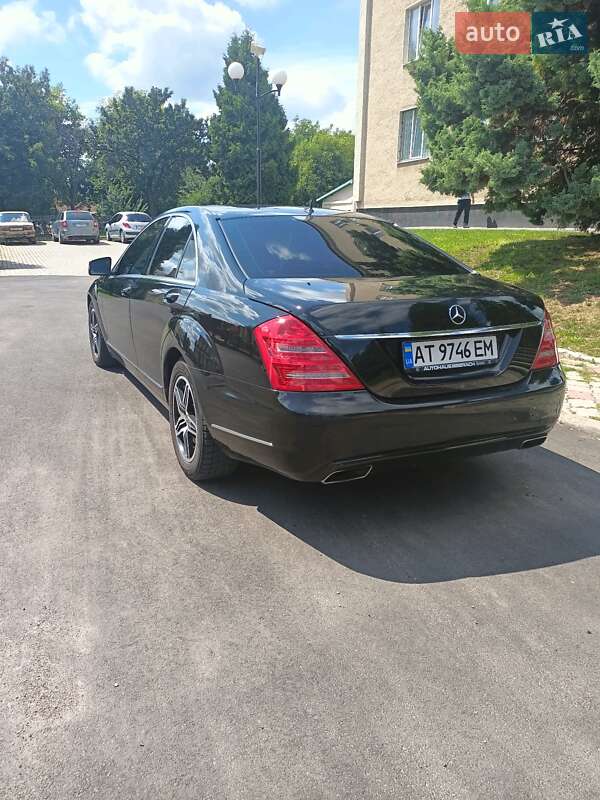Седан Mercedes-Benz S-Class 2011 в Ивано-Франковске