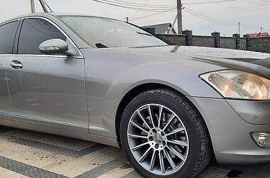 Седан Mercedes-Benz S-Class 2006 в Сарнах