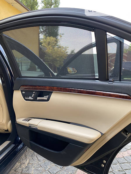 Седан Mercedes-Benz S-Class 2008 в Чернівцях