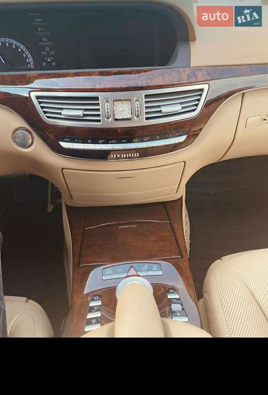 Седан Mercedes-Benz S-Class 2010 в Киеве