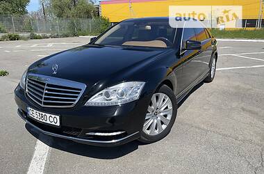 Седан Mercedes-Benz S-Class 2008 в Черновцах