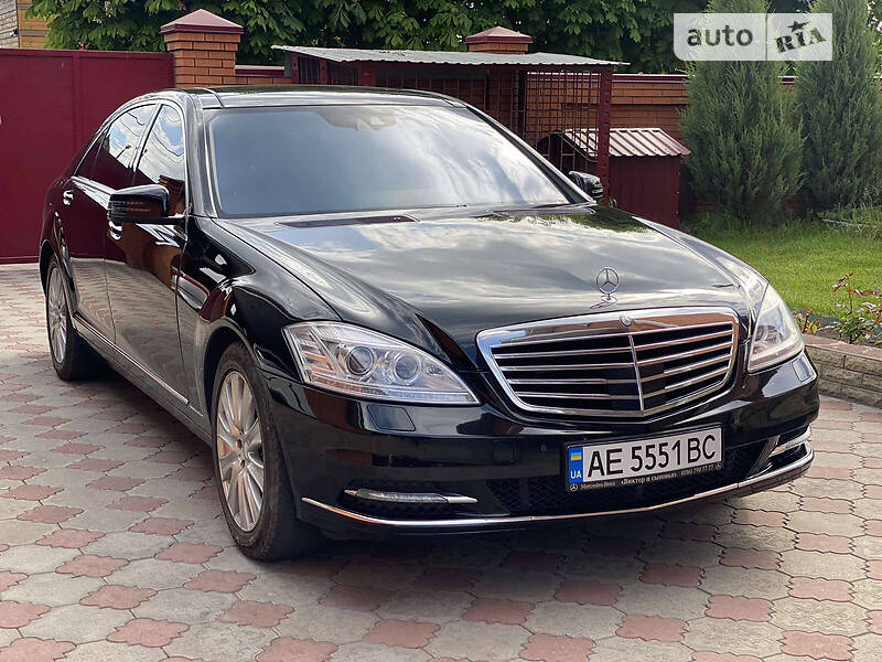 Седан Mercedes-Benz S-Class 2012 в Днепре