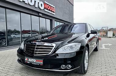 Седан Mercedes-Benz S-Class 2012 в Львове